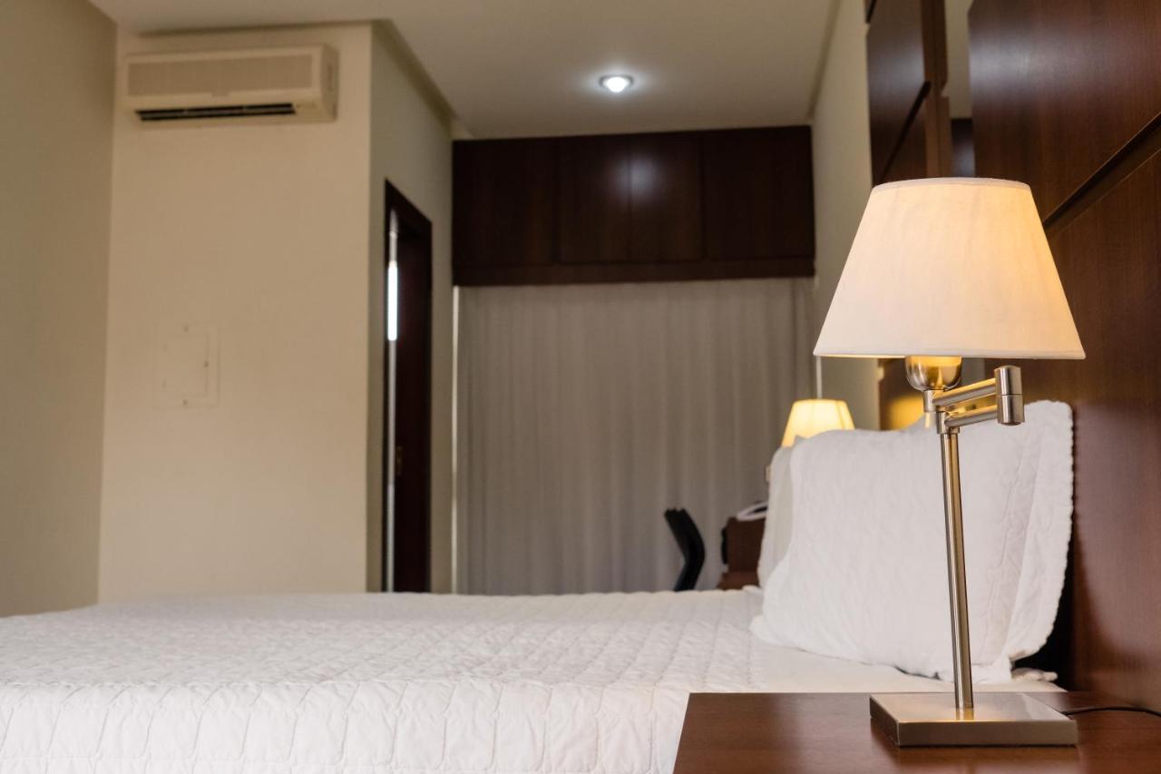 Ibituruna Center Hotel Governador Valadares Esterno foto