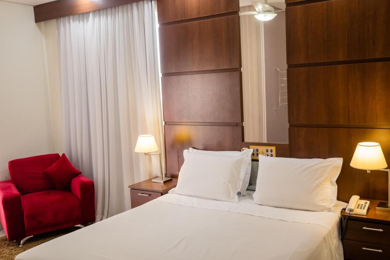 Ibituruna Center Hotel Governador Valadares Esterno foto